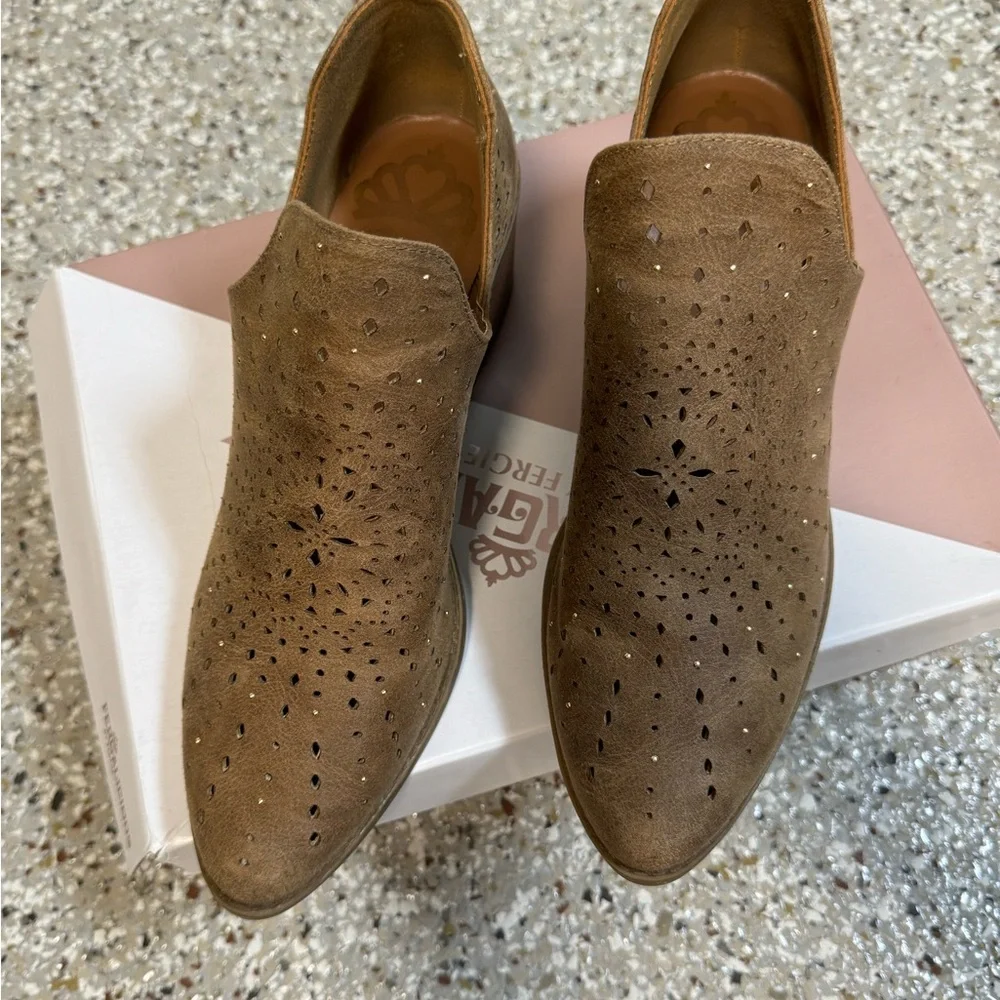 Booties - Picture 3 of 3